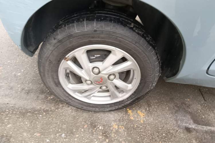 Used Wuling Hongguang MINIEV 2020 Freedom Version Lithium Iron Phosphate Right Rear Wheel Hub