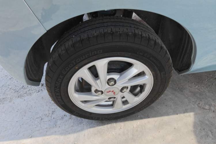 Used Wuling Hongguang MINIEV 2020 Enjoy Edition Lithium-Ion Battery Right Rear Wheel Hub