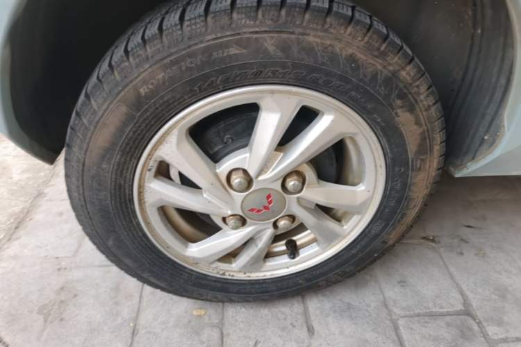 Used Wuling Hongguang MINIEV 2020 Enjoyment Model Lithium Iron Phosphate Right Rear Wheel Hub