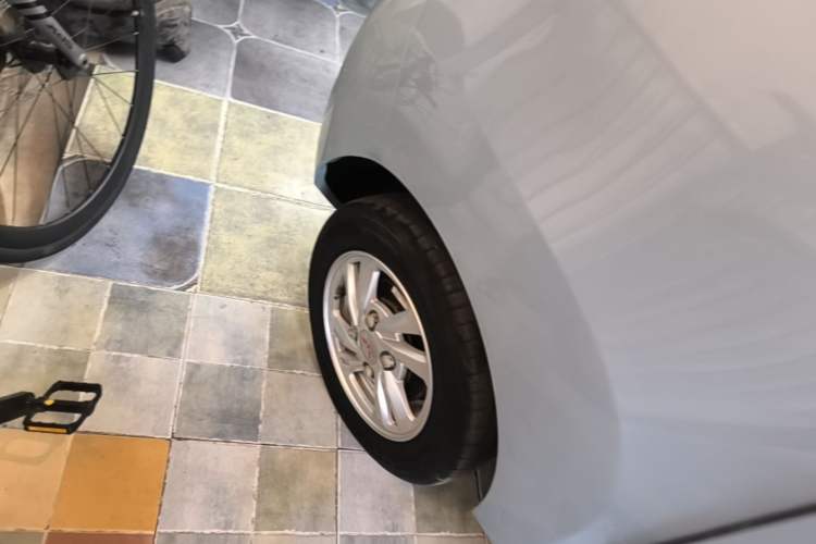 Used Wuling Hongguang MINIEV 2020 Freedom Version Lithium Iron Phosphate Right Rear Wheel Hub