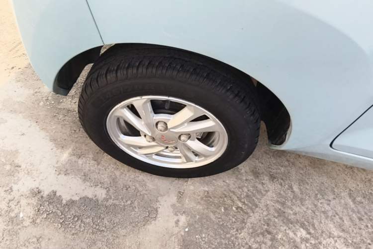 Used Wuling Hongguang MINIEV 2020 Enjoy Edition Lithium-Ion Battery Right Rear Wheel Hub