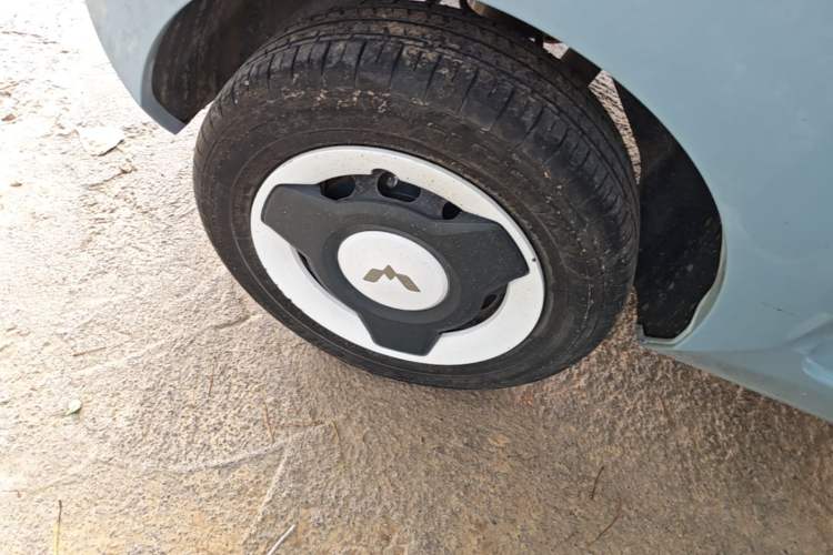 Used Wuling Hongguang MINIEV 2020 Enjoyment Model Lithium Iron Phosphate Right Rear Wheel Hub