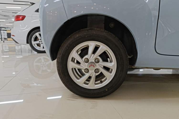Used Wuling Hongguang MINIEV 2020 Enjoyment Model Lithium Iron Phosphate Right Rear Wheel Hub