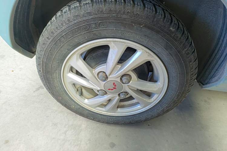 Used Wuling Hongguang MINIEV 2020 Freedom Version Lithium Iron Phosphate Right Rear Wheel Hub