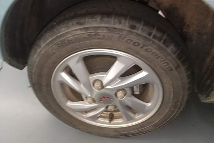 Used Wuling Hongguang MINIEV 2020 Enjoyment Model Lithium Iron Phosphate Right Rear Wheel Hub