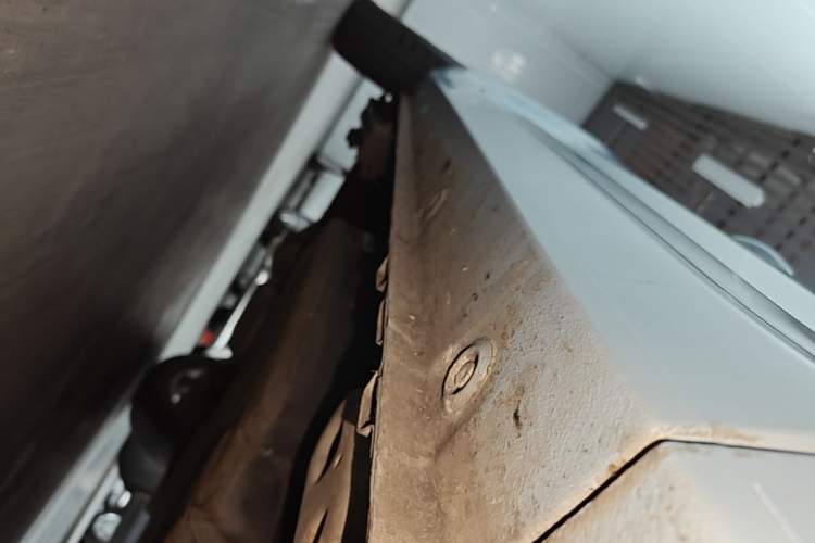Used Wuling Hongguang MINIEV 2020 Freedom Version Lithium Iron Phosphate Right Side Sill