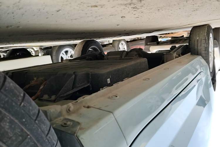 Used Wuling Hongguang MINIEV 2020 Freedom Version Lithium Iron Phosphate Right Side Sill
