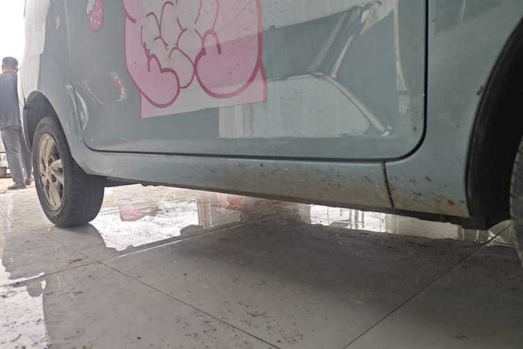 Used Wuling Hongguang MINIEV 2020 Freedom Version Lithium Iron Phosphate Right Side Sill