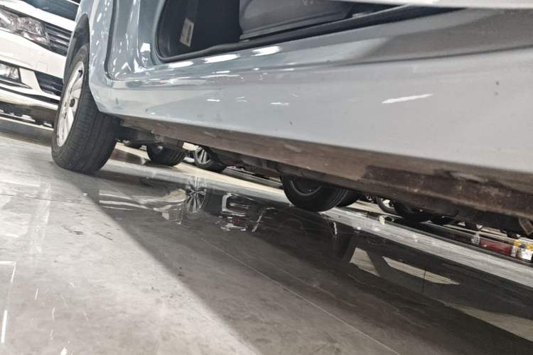 Used Wuling Hongguang MINIEV 2020 Enjoyment Model Lithium Iron Phosphate Right Side Sill