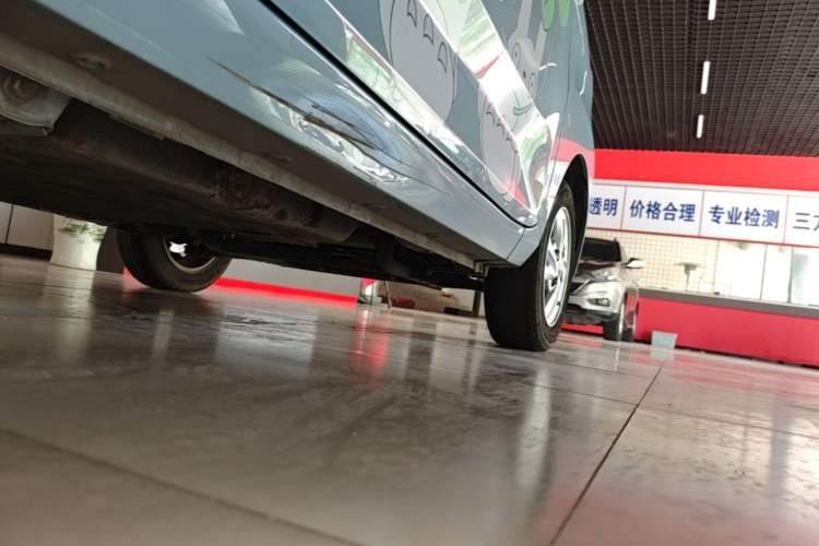 Used Wuling Hongguang MINIEV 2020 Enjoyment Model Lithium Iron Phosphate Right Side Sill