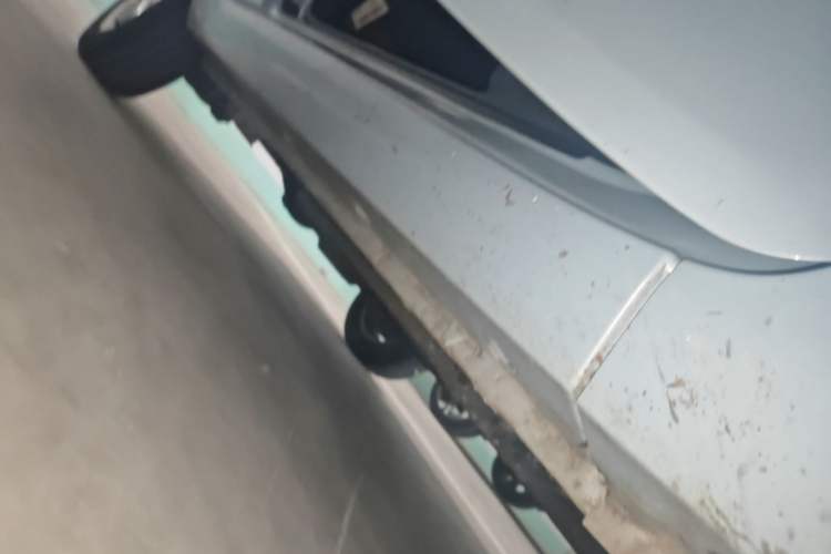 Used Wuling Hongguang MINIEV 2020 Zizai Version Lithium-NMC Right Side Sill