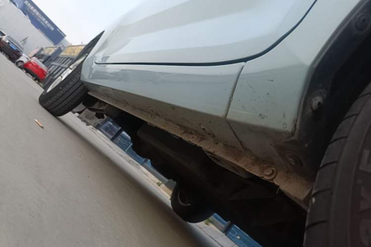 Used Wuling Hongguang MINIEV 2020 Freedom Version Lithium Iron Phosphate Right Side Sill
