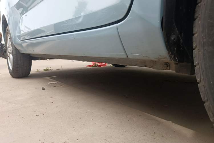 Used Wuling Hongguang MINIEV 2020 Enjoyment Model Lithium Iron Phosphate Right Side Sill