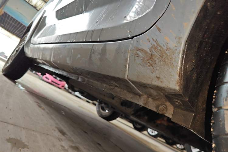 Used Wuling Hongguang MINIEV 2020 Zizai Version Lithium-NMC Right Side Sill
