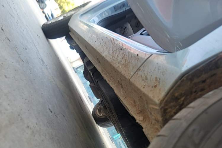 Used Wuling Hongguang MINIEV 2020 Enjoyment Model Lithium Iron Phosphate Right Side Sill