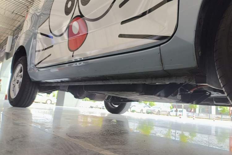 Used Wuling Hongguang MINIEV 2020 Freedom Version Lithium Iron Phosphate Right Side Sill