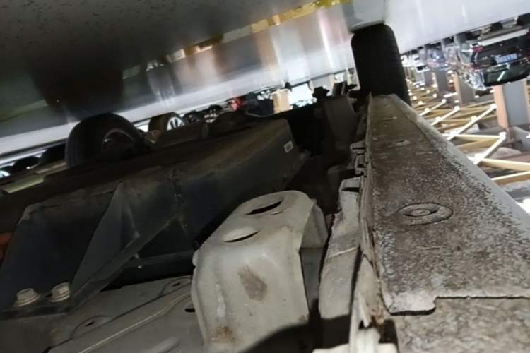 Used Wuling Hongguang MINIEV 2020 Zizai Version Lithium-NMC Right Side Sill