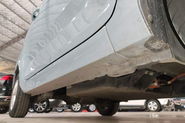 Used Wuling Hongguang MINIEV 2020 Freedom Version Lithium Iron Phosphate Right Side Sill