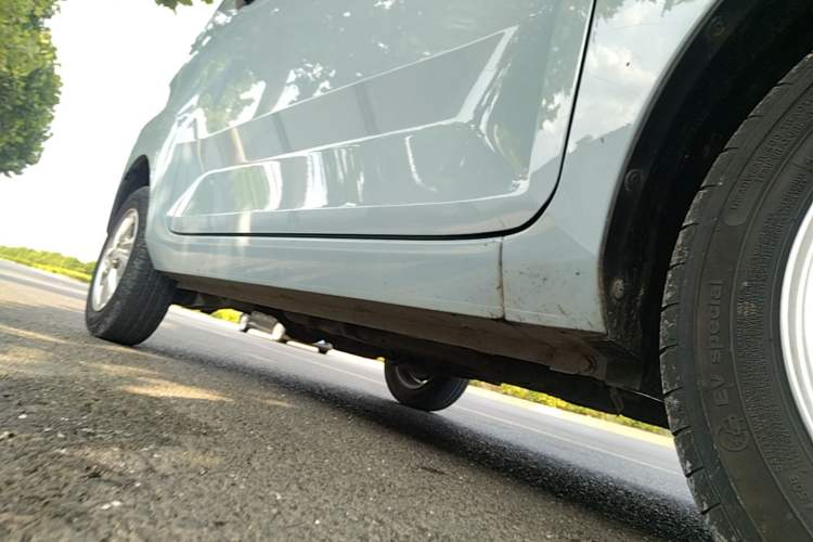 Used Wuling Hongguang MINIEV 2020 Enjoyment Model Lithium Iron Phosphate Right Side Sill