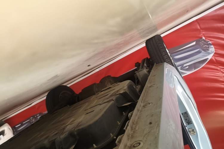 Used Wuling Hongguang MINIEV 2020 Enjoyment Model Lithium Iron Phosphate Right Side Sill