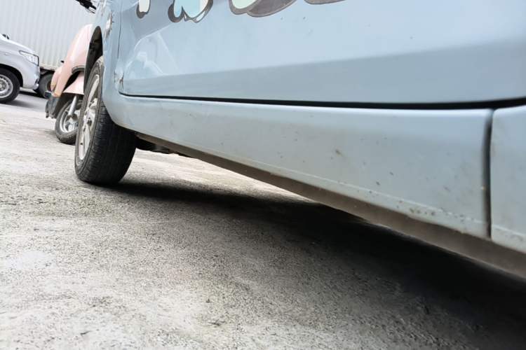 Used Wuling Hongguang MINIEV 2020 Freedom Version Lithium Iron Phosphate Right Side Sill