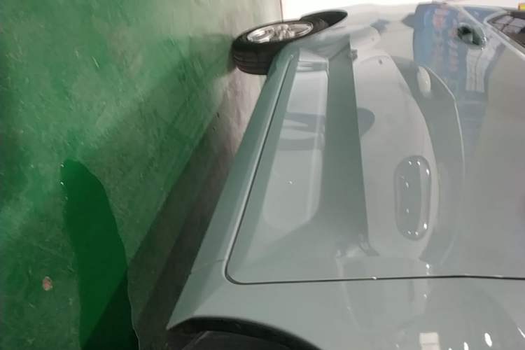 Used Wuling Hongguang MINIEV 2020 Zizai Version Lithium-NMC Right Side Sill