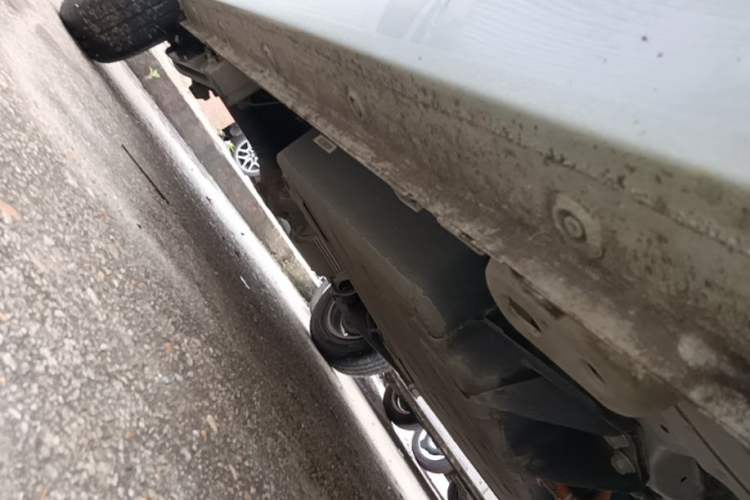 Used Wuling Hongguang MINIEV 2020 Freedom Version Lithium Iron Phosphate Right Side Sill
