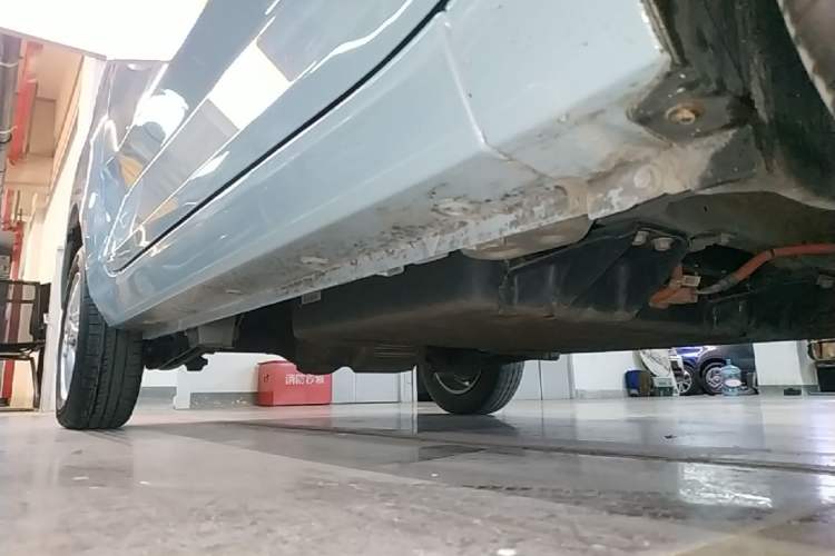Used Wuling Hongguang MINIEV 2020 Freedom Version Lithium Iron Phosphate Right Side Sill