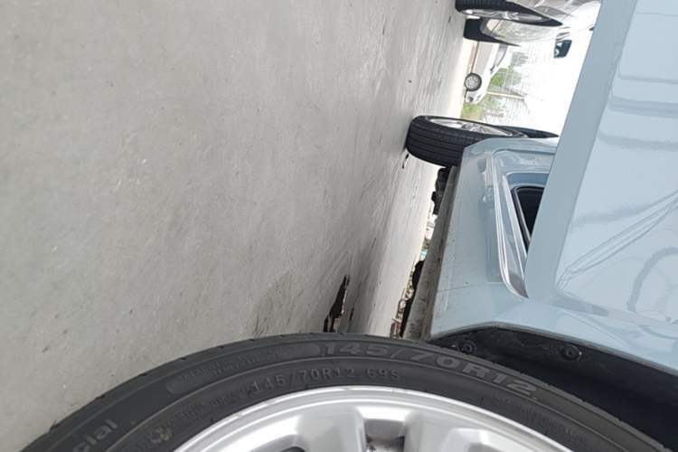 Used Wuling Hongguang MINIEV 2020 Freedom Version Lithium Iron Phosphate Right Side Sill