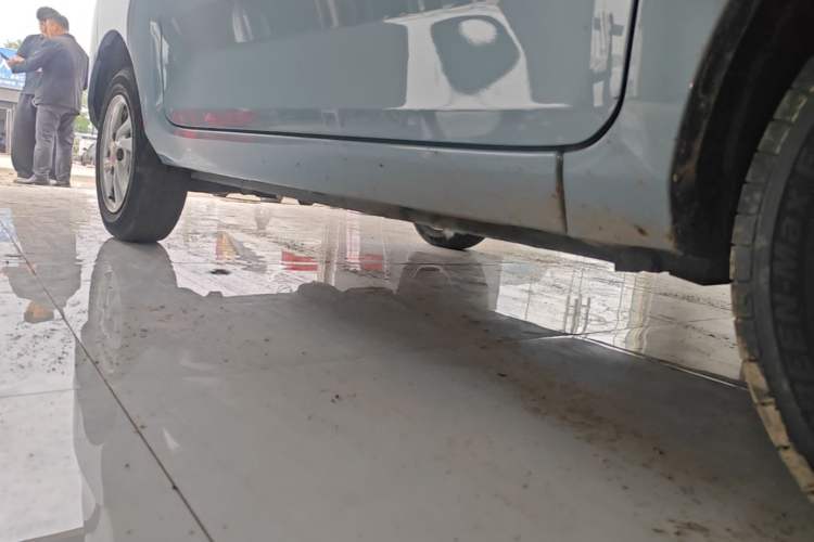 Used Wuling Hongguang MINIEV 2020 Freedom Version Lithium Iron Phosphate Right Side Sill