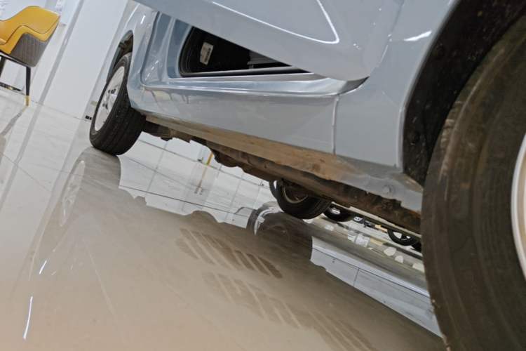 Used Wuling Hongguang MINIEV 2020 Enjoyment Model Lithium Iron Phosphate Right Side Sill