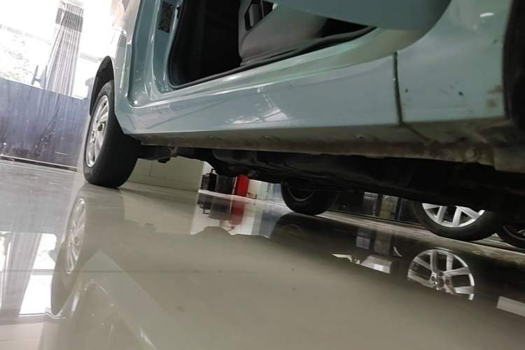 Used Wuling Hongguang MINIEV 2020 Enjoyment Model Lithium Iron Phosphate Right Side Sill