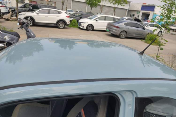 Used Wuling Hongguang MINIEV 2020 Freedom Version Lithium Iron Phosphate Roof