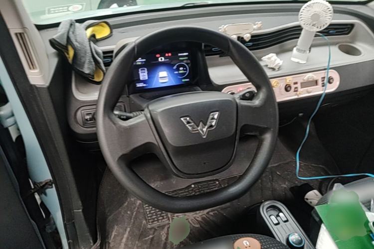 Used Wuling Hongguang MINIEV 2020 Freedom Version Lithium Iron Phosphate Steering Wheel