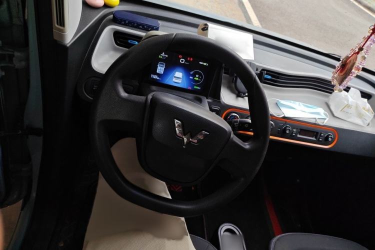 Used Wuling Hongguang MINIEV 2020 Zizai Version Lithium-NMC Steering Wheel