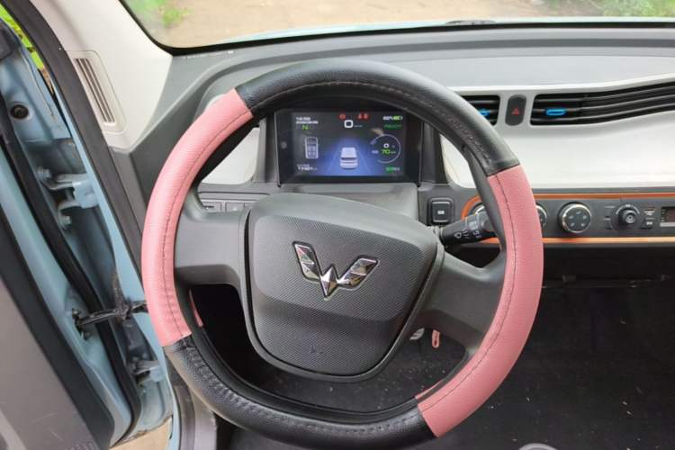 Used Wuling Hongguang MINIEV 2020 Freedom Version Lithium Iron Phosphate Steering Wheel
