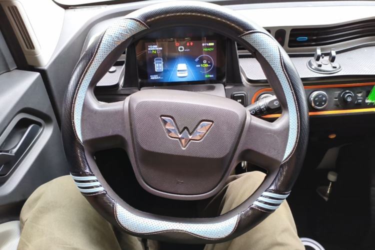 Used Wuling Hongguang MINIEV 2020 Freedom Version Lithium Iron Phosphate Steering Wheel