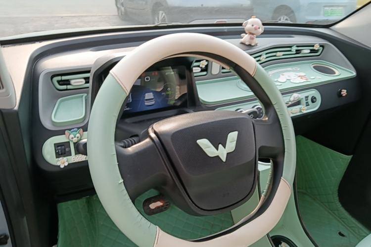 Used Wuling Hongguang MINIEV 2020 Freedom Version Lithium Iron Phosphate Steering Wheel