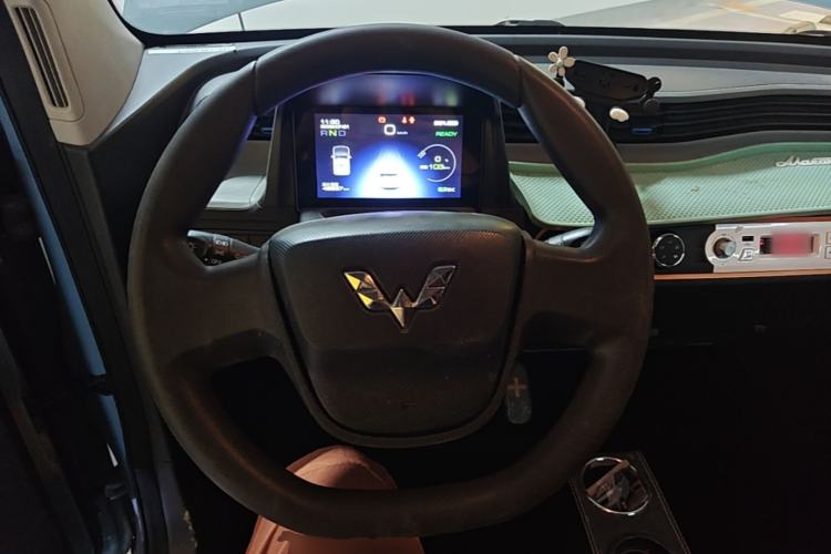 Used Wuling Hongguang MINIEV 2020 Freedom Version Lithium Iron Phosphate Steering Wheel