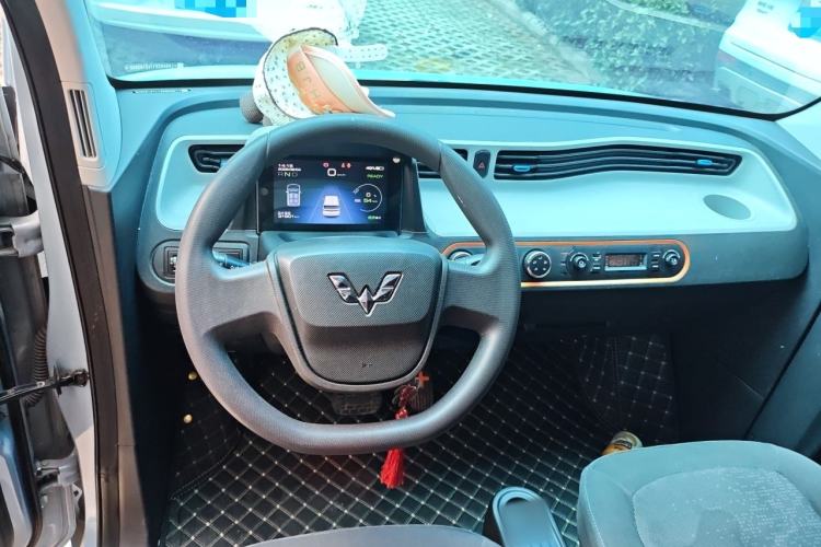 Used Wuling Hongguang MINIEV 2020 Zizai Version Lithium-NMC Steering Wheel