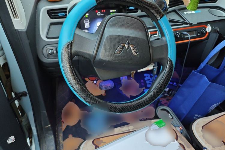 Used Wuling Hongguang MINIEV 2020 Zizai Version Lithium-NMC Steering Wheel