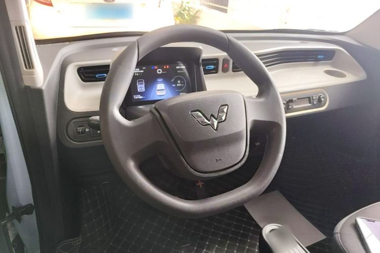 Used Wuling Hongguang MINIEV 2020 Zizai Version Lithium-NMC Steering Wheel