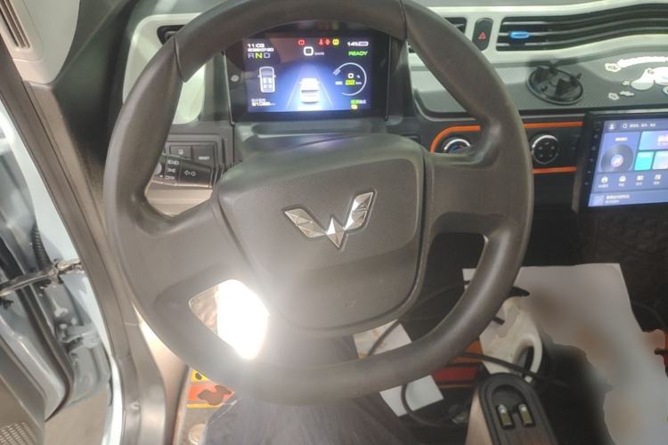 Used Wuling Hongguang MINIEV 2020 Enjoy Edition Lithium-Ion Battery Steering Wheel