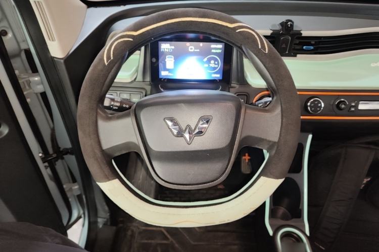 Used Wuling Hongguang MINIEV 2020 Freedom Version Lithium Iron Phosphate Steering Wheel