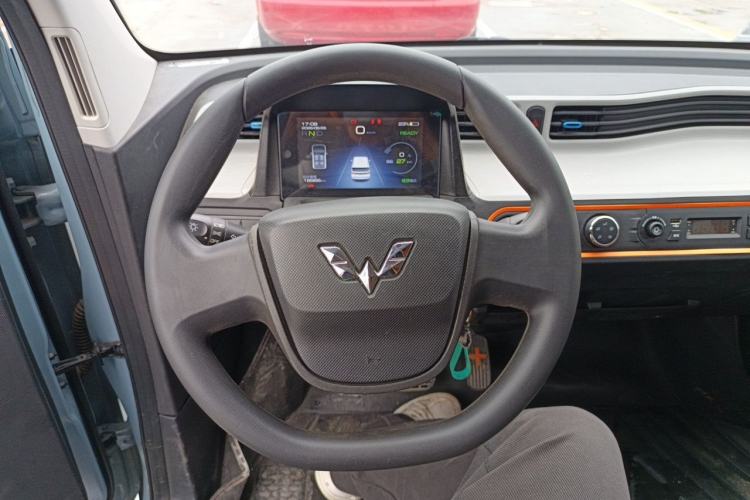 Used Wuling Hongguang MINIEV 2020 Freedom Version Lithium Iron Phosphate Steering Wheel