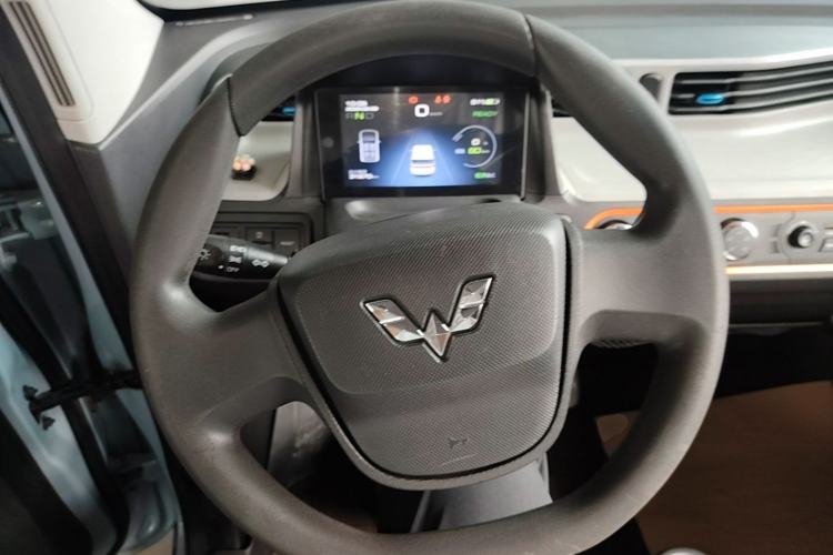 Used Wuling Hongguang MINIEV 2020 Freedom Version Lithium Iron Phosphate Steering Wheel