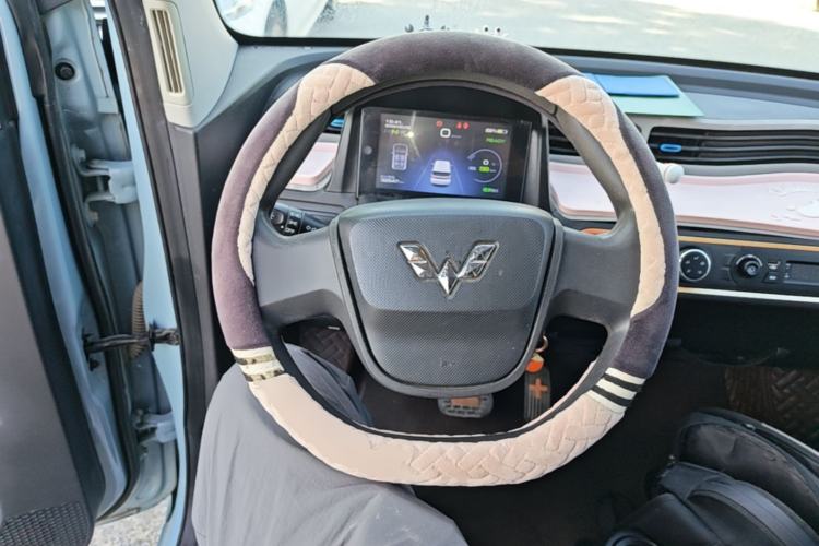 Used Wuling Hongguang MINIEV 2020 Freedom Version Lithium Iron Phosphate Steering Wheel
