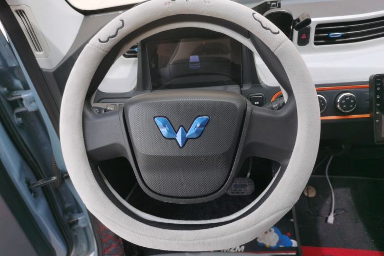 Used Wuling Hongguang MINIEV 2020 Freedom Version Lithium Iron Phosphate Steering Wheel