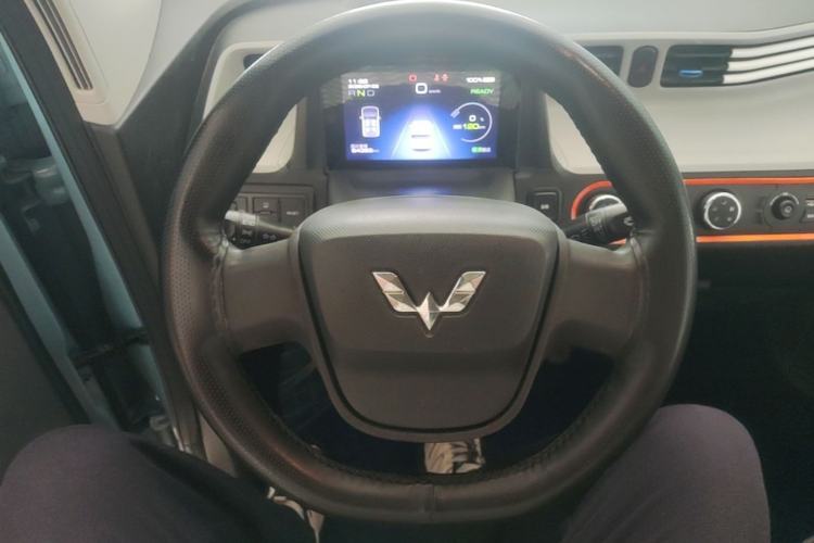 Used Wuling Hongguang MINIEV 2020 Freedom Version Lithium Iron Phosphate Steering Wheel