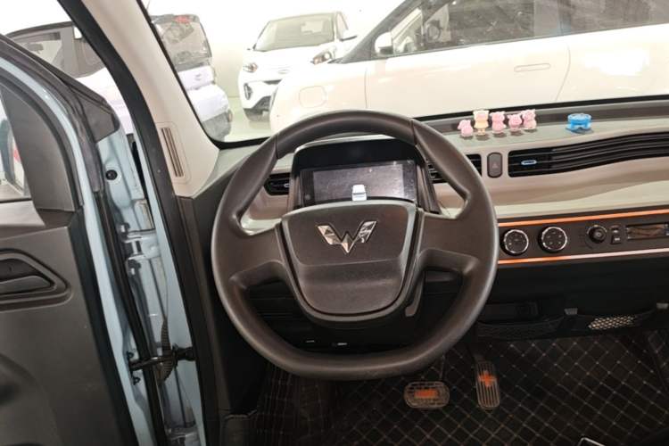 Used Wuling Hongguang MINIEV 2020 Freedom Version Lithium Iron Phosphate Steering Wheel